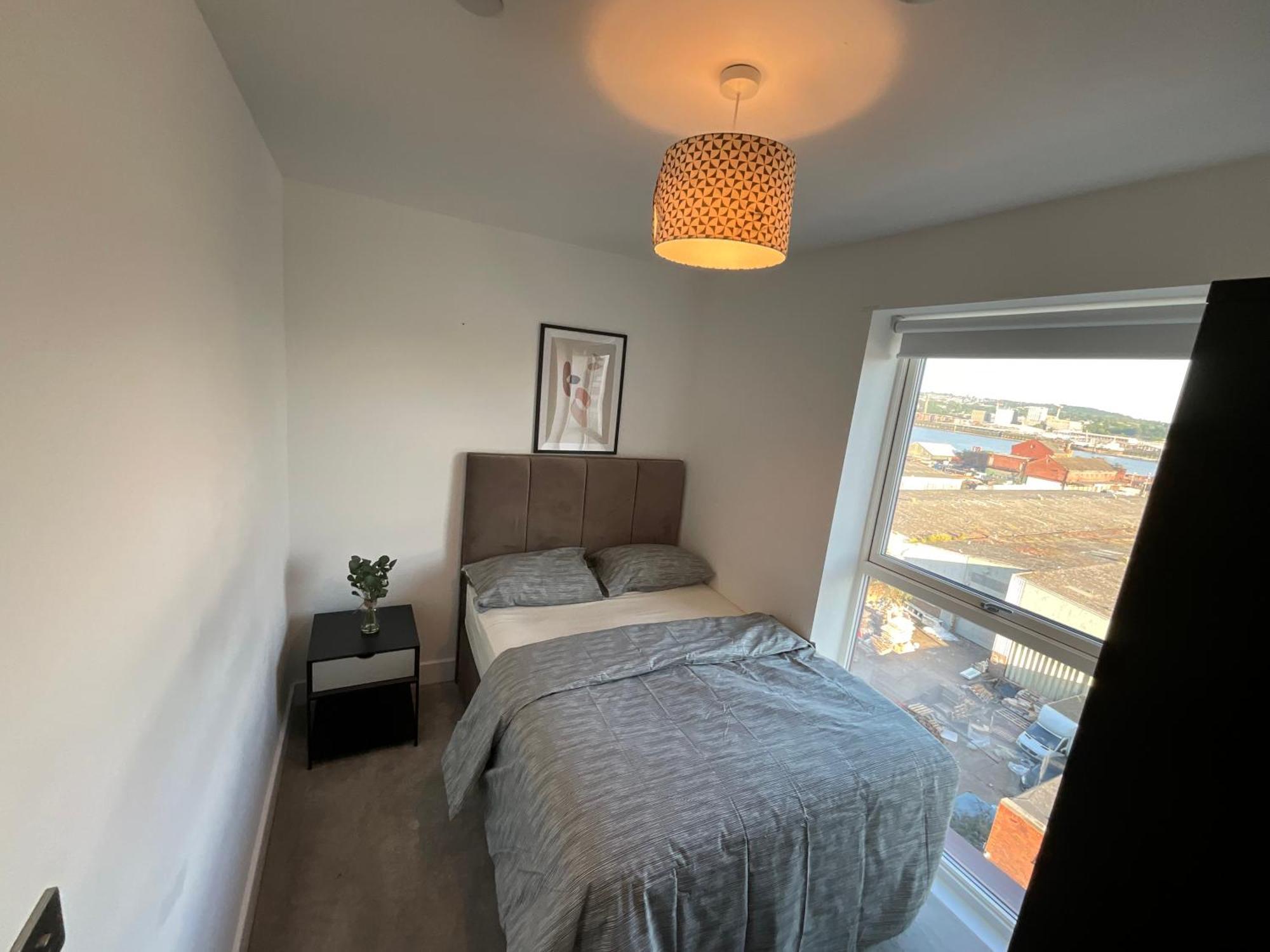 Deluxe Double Bed In Shared Apt Near Canary Wharf, City Airport & O2 Arena With Thames View London Eksteriør billede